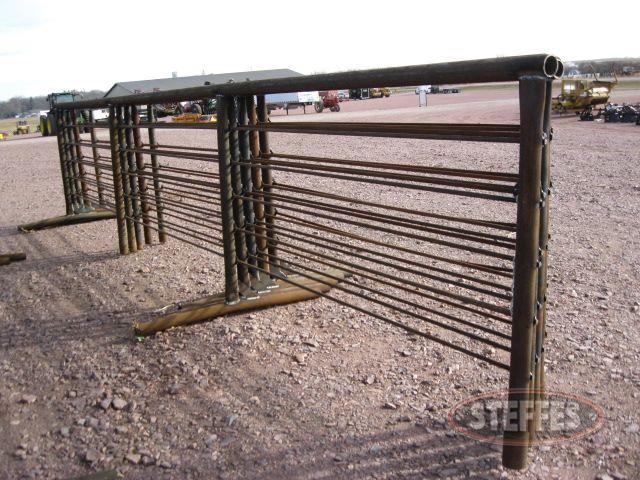 Freestanding cattle panels_1.jpg